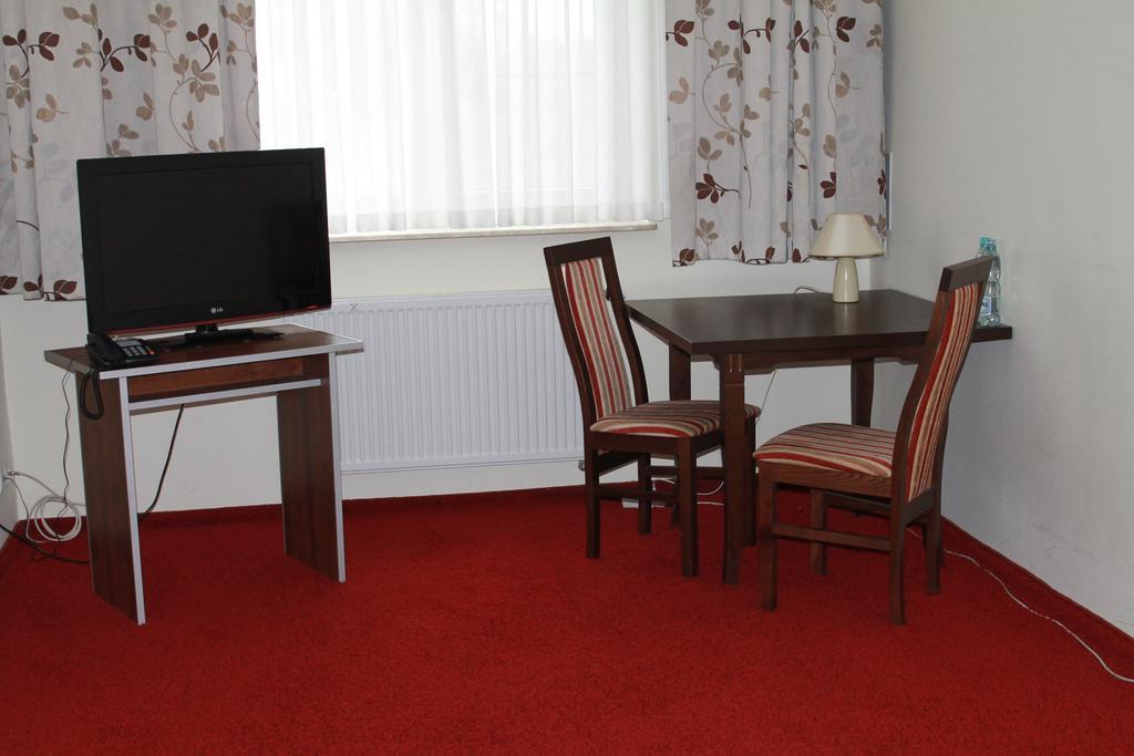 Hotel Kaprys Świdnik Værelse billede