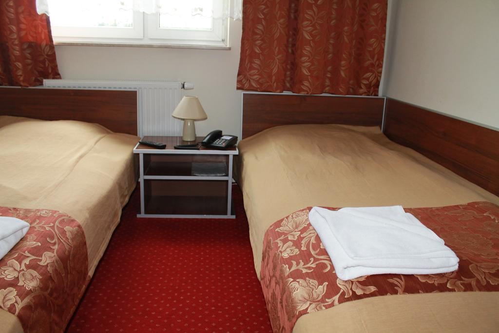 Hotel Kaprys Świdnik Værelse billede